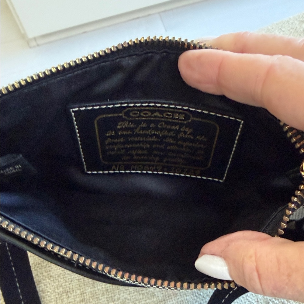 NWOT Coach Crossbody Bag - Picture 5 of 7